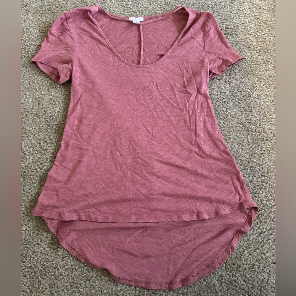 U-neck top